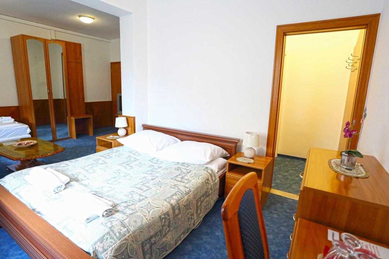 Hotel Wesselenyi Győr Eksteriør bilde