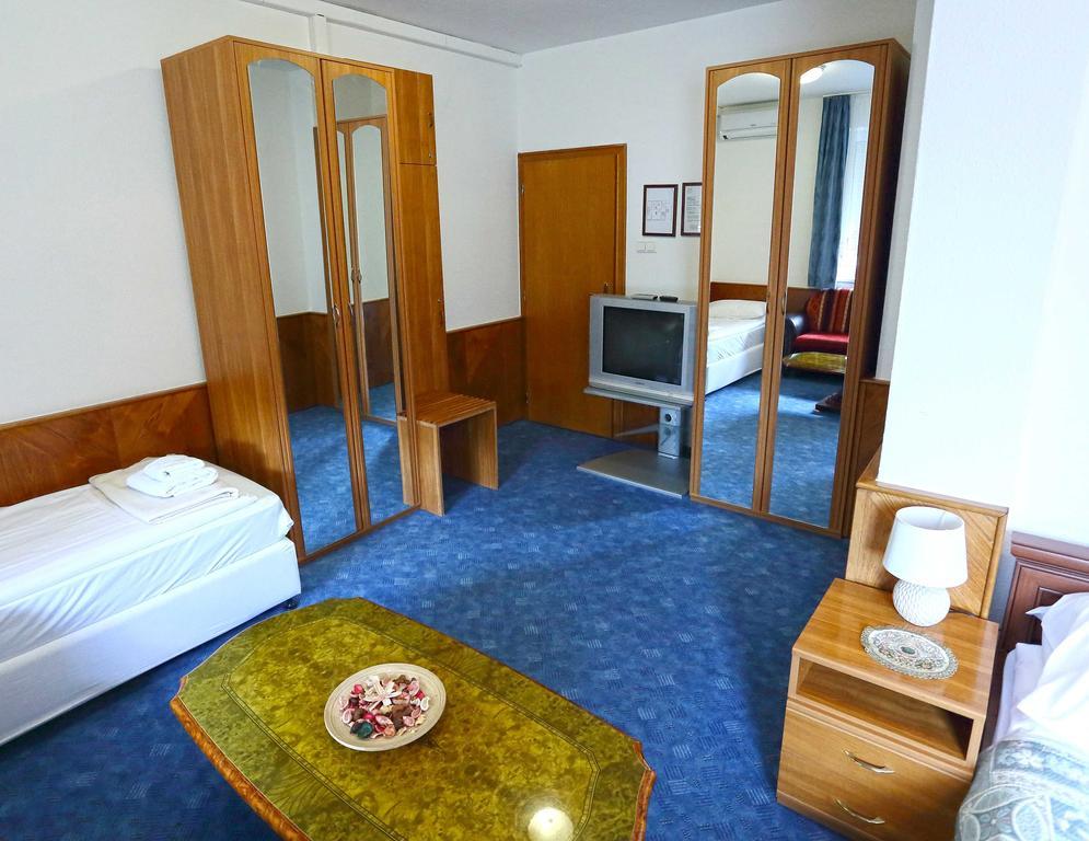 Hotel Wesselenyi Győr Eksteriør bilde