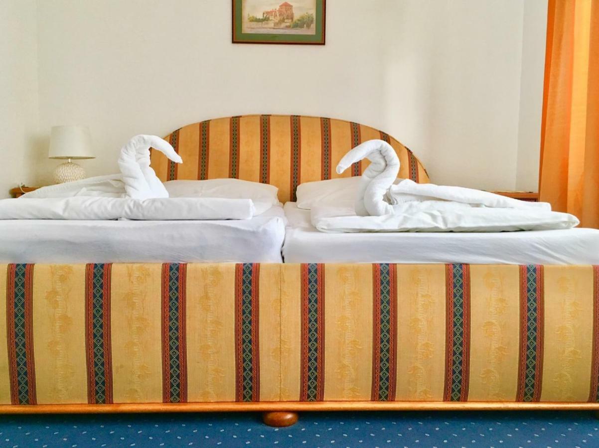Hotel Wesselenyi Győr Eksteriør bilde